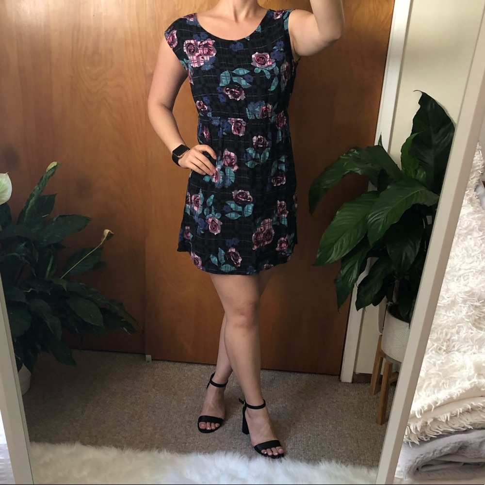 Forever21 Black Floral Dress
